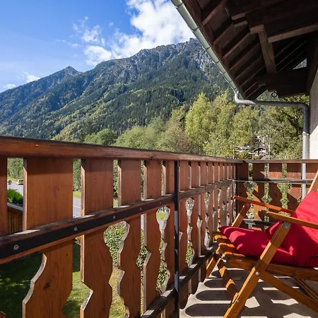 Sleeps 5 * Chamonix